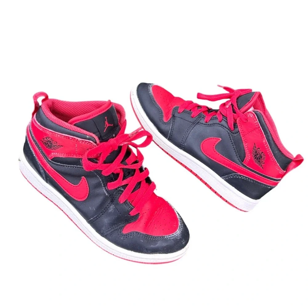 Nike Air Jordan 1 Mid Little Kids Athletic‎ Shoes Size 3Y University Red